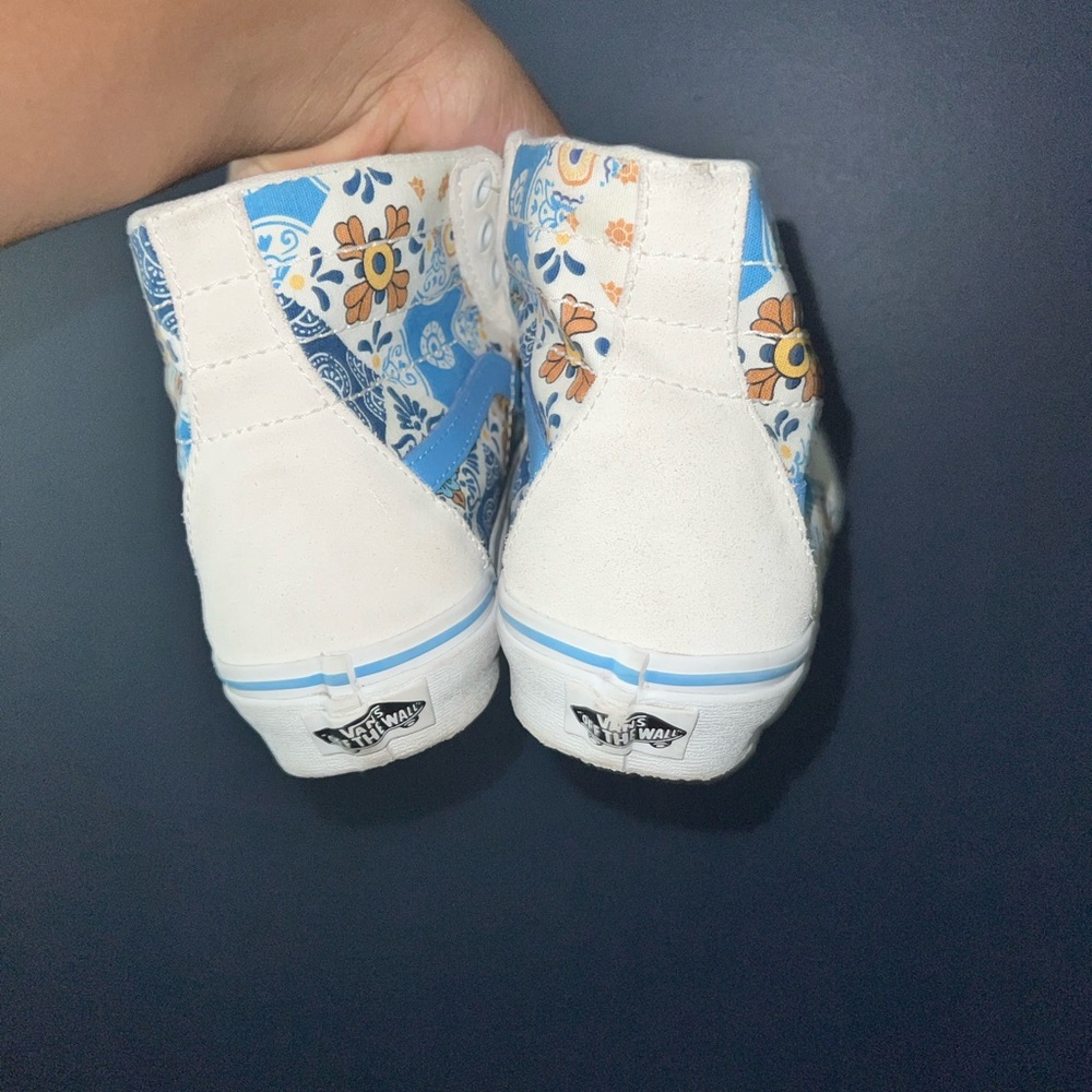 Vans Blue and White Sneakers Artistic High-Tops - Picture 5 of 6